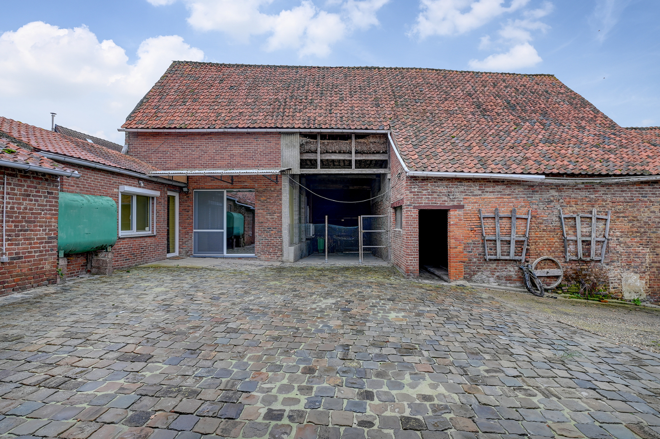 Hoeve met karakter in het hart van Widooie 