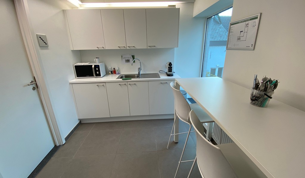 Gemeubelde kantoren in Axxes Business Center in Merelbeke