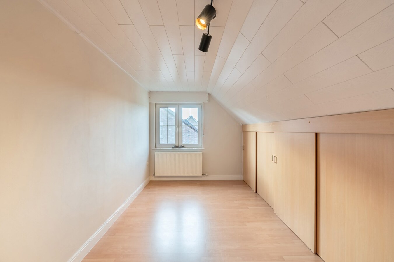 Prachtige ruim gerenoveerde woning. 