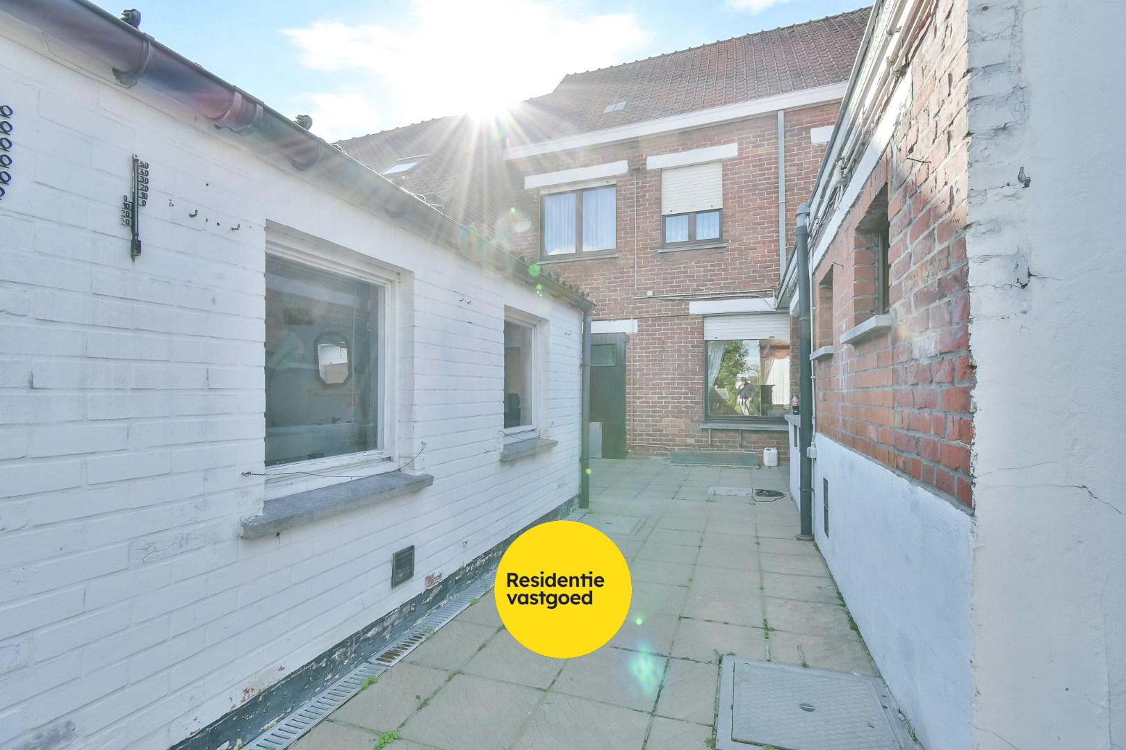 Te renoveren halfopen bebouwing in Kortemark! 