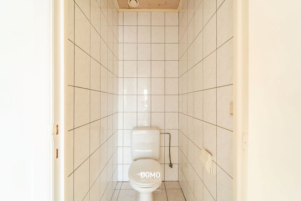 Instapklaar appartement met garage, rustig gelegen. 