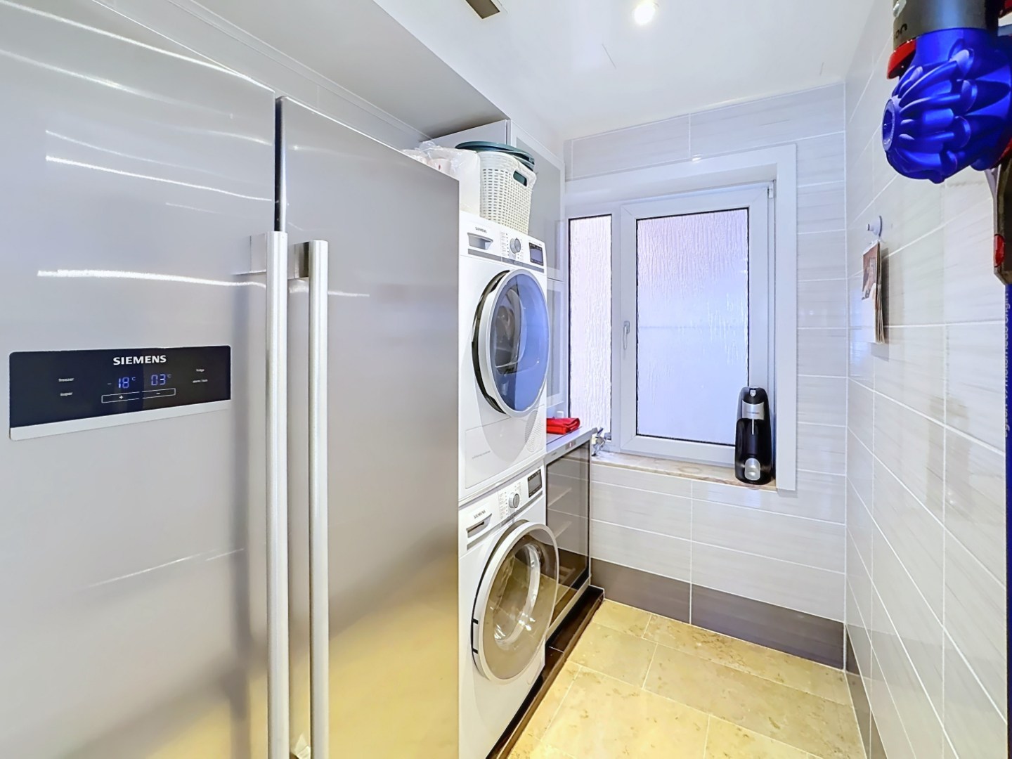 Ruime en centraal gelegen woning met dubbele garage 