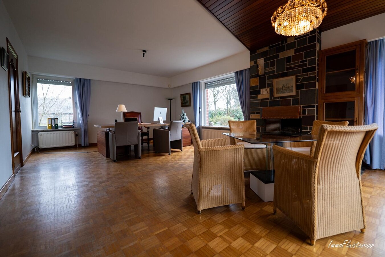 Te renoveren woning op ca. 457 m2 te Mechelen 