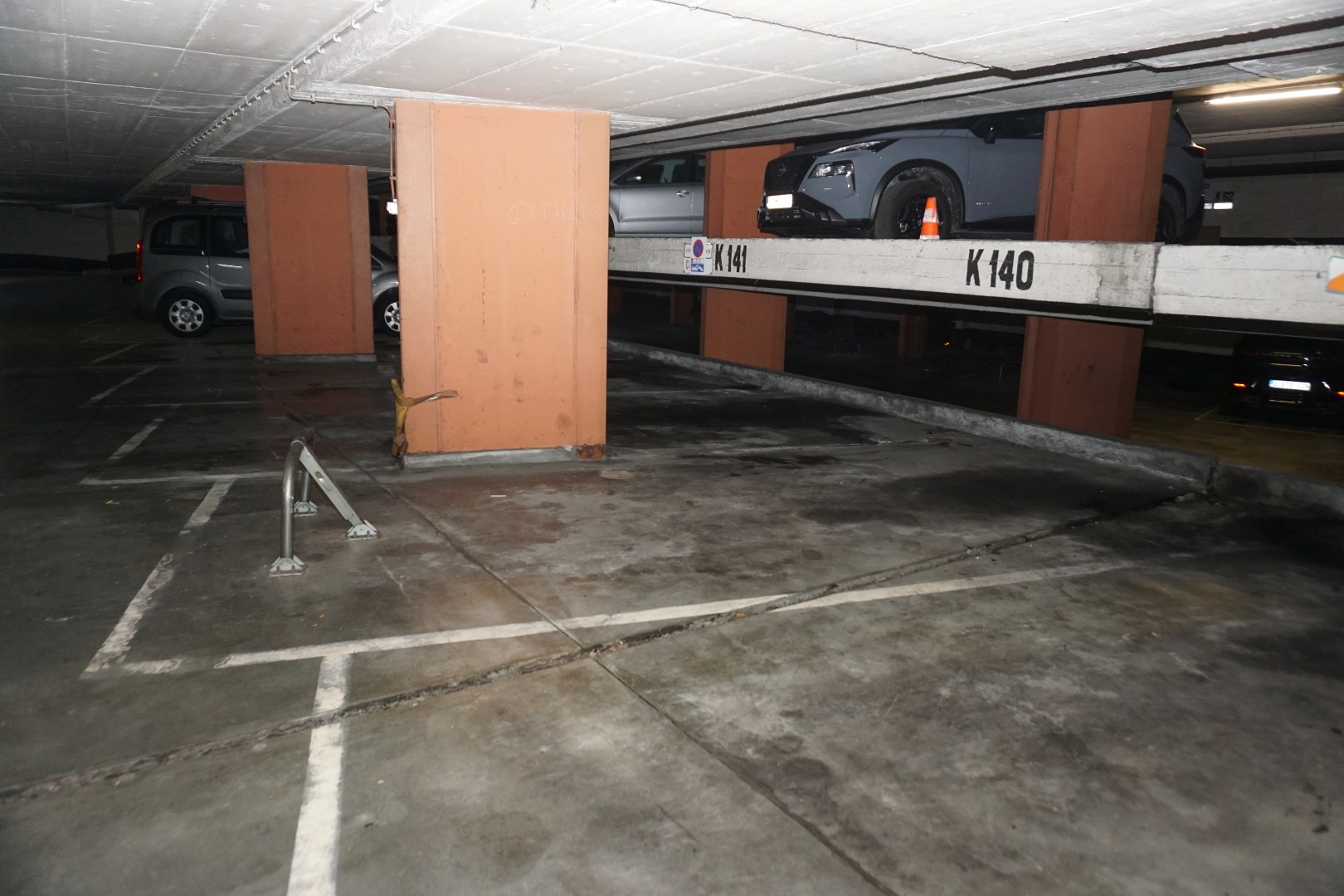 Autostaanplaats in parking Leopold 