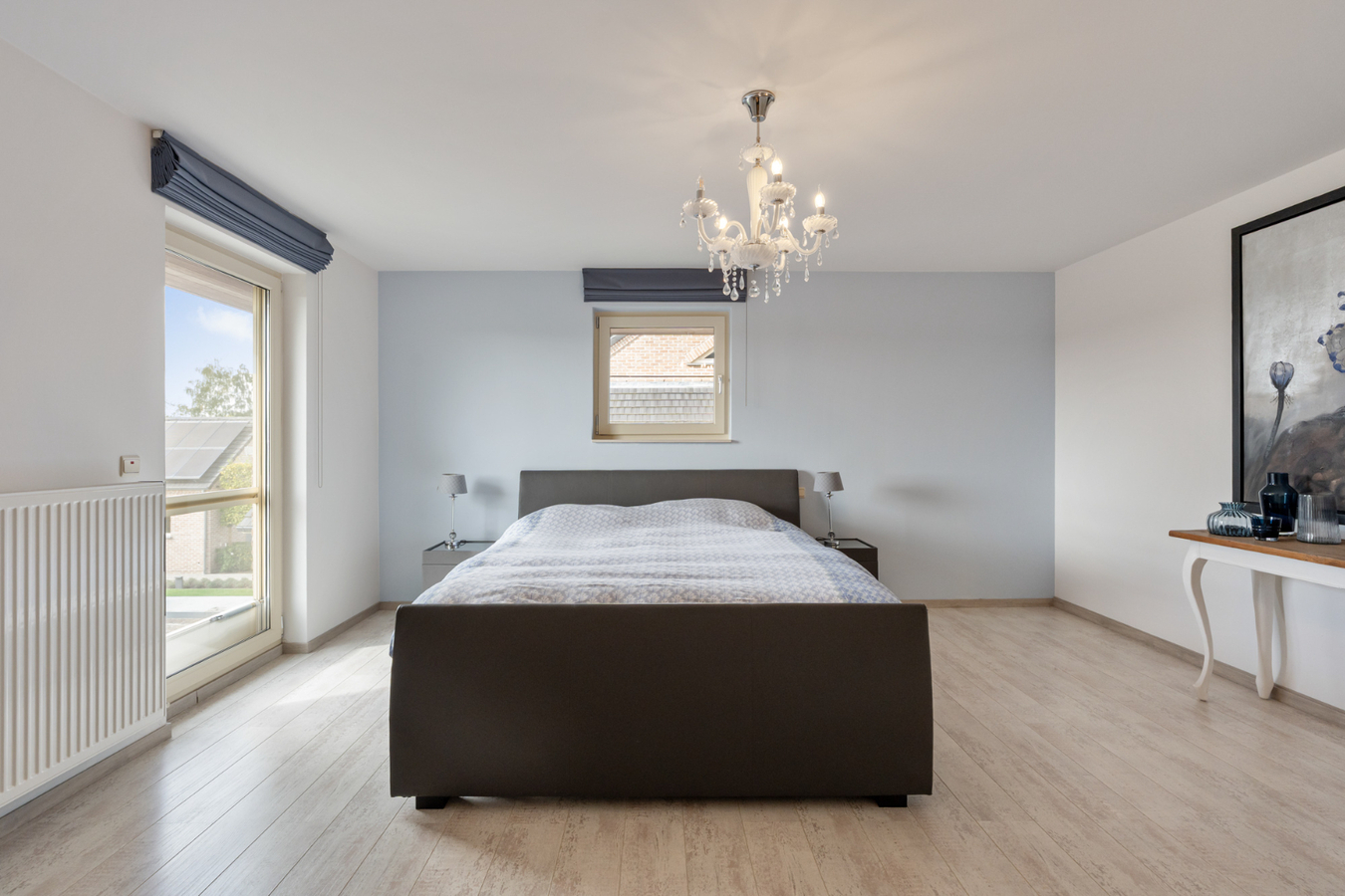 Stijlvolle villa in tijdloze pastorijstijl met zwembad en exclusieve tuinbeleving. 