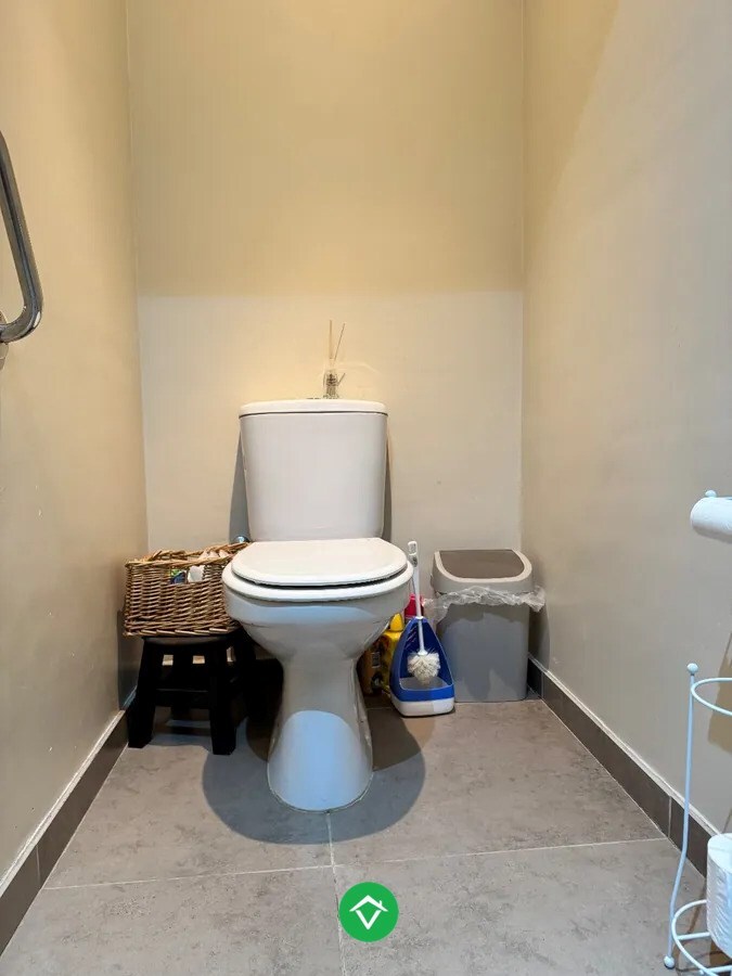 Prachtig appartement met 2 slaapkamers garage en groot terras te Leke 