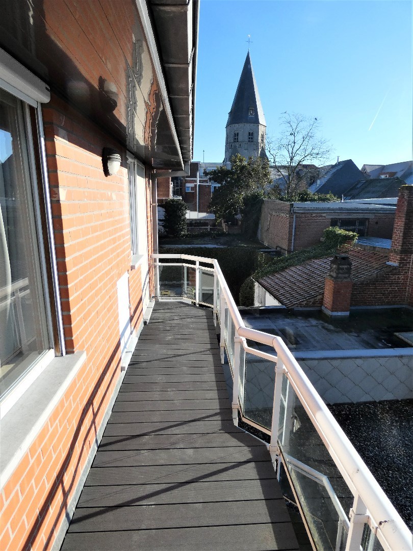 Ruim 2-slpk appartement (97 m²), met zonnig terras, Torhout 