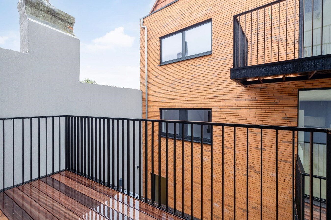 Luxueuze totaalrenovatie | Instapklaar dak appartement met mezzanine 