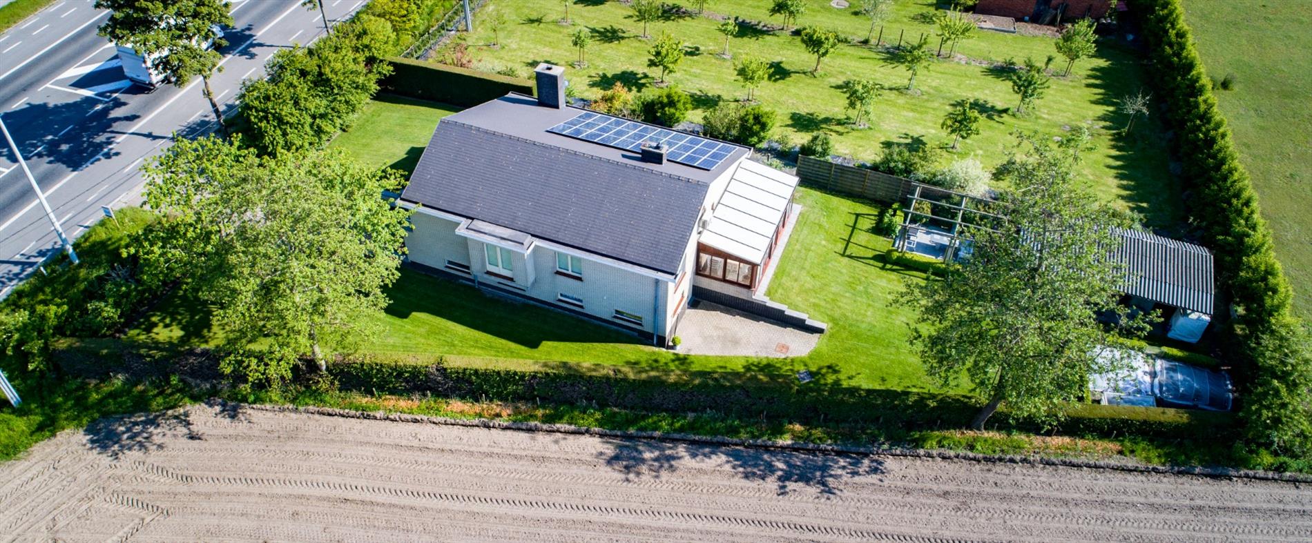 Gerenoveerde woning met 4 slpks én zonnepanelen (met stroomcertificaten!) rustig gelegen te Maldegem 