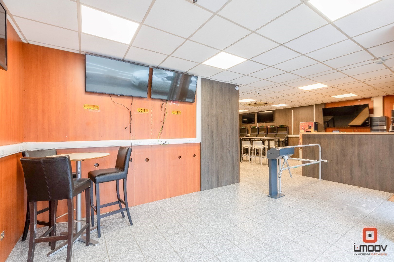 Instapklare woon-werkcombinatie met terras op gunstige locatie 