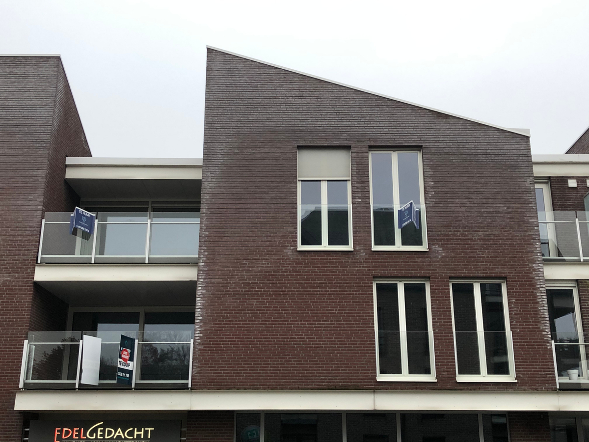 Bijzonder ruim 2-slpk-luxeappartement in centrum De Pinte 