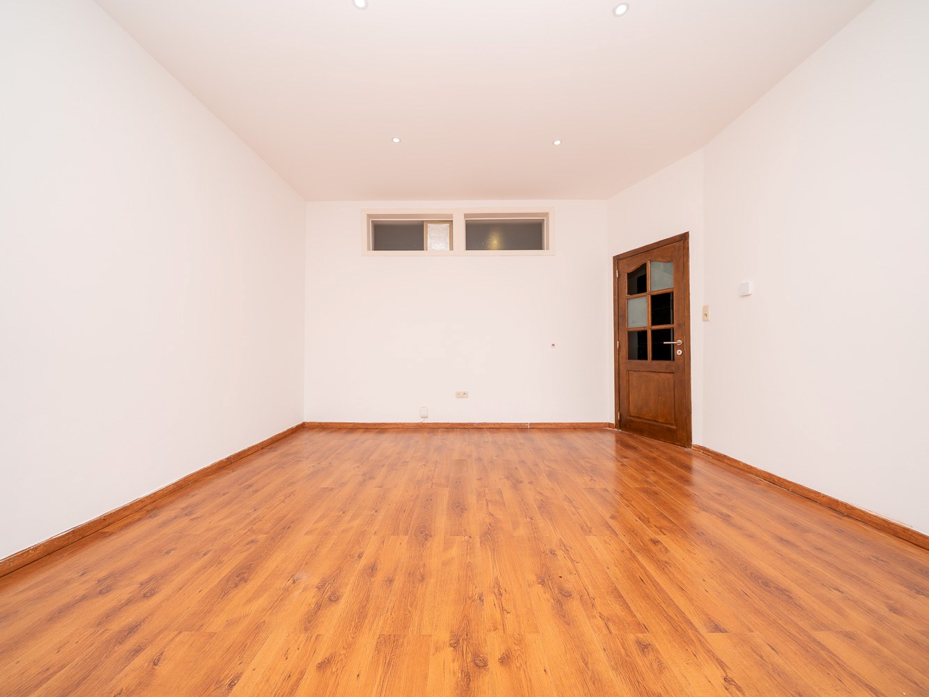 Ruim appartement met 2 slaapkamers en balkon 