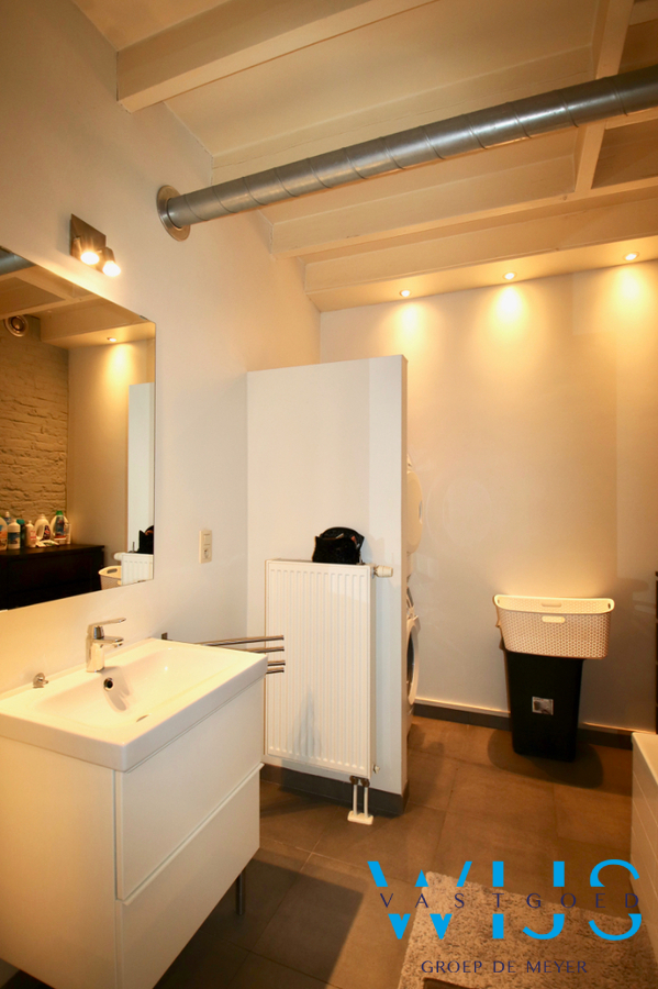 Instapklaar woonhuis met tuin te centrum WAARSCHOOT ! 