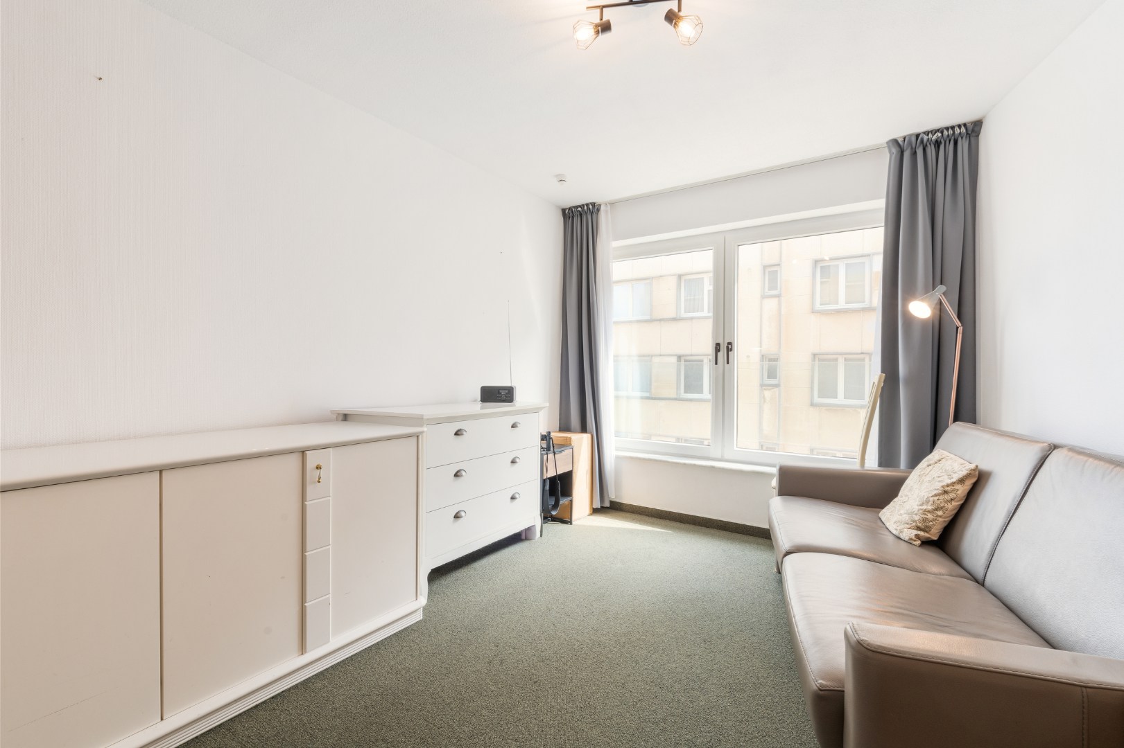 Studio met zijdelings zeezicht in het centrum van Oostende 