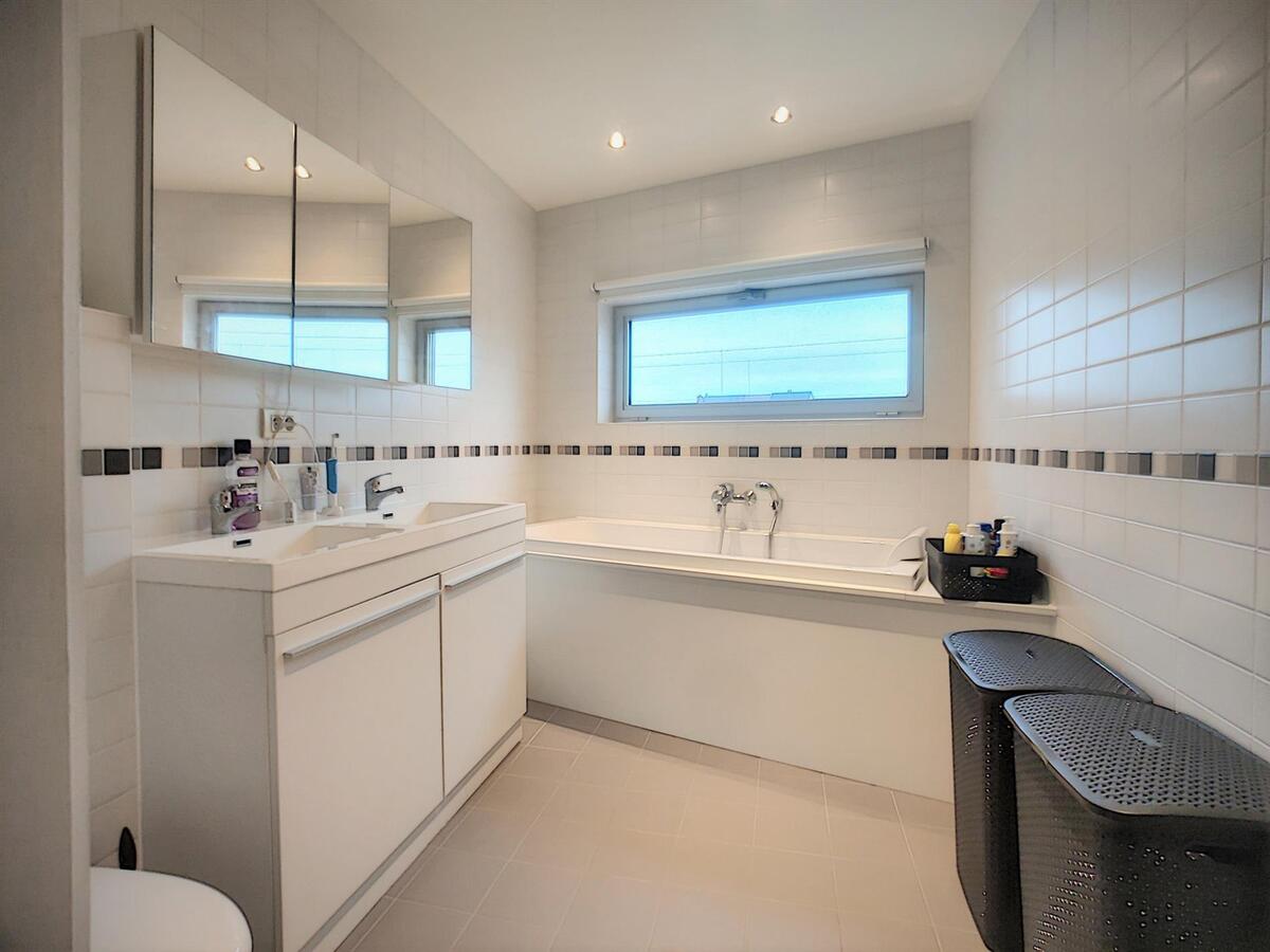 Moderne, volledig gerenoveerde woning - Zeebrugge 