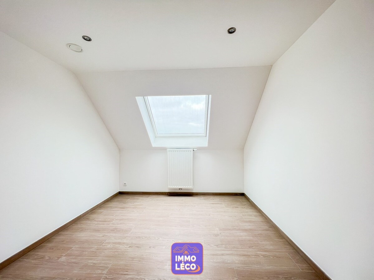 Appartement récent "DUPLEX" 3 chambres, terrasse et parking ! TOP SECTEUR ! 