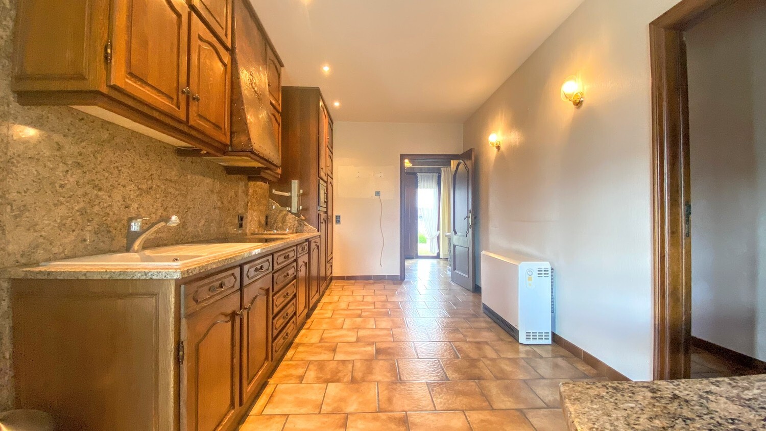 Royale, rustig gelegen bungalow op 2505 m² vlakbij Maastricht 