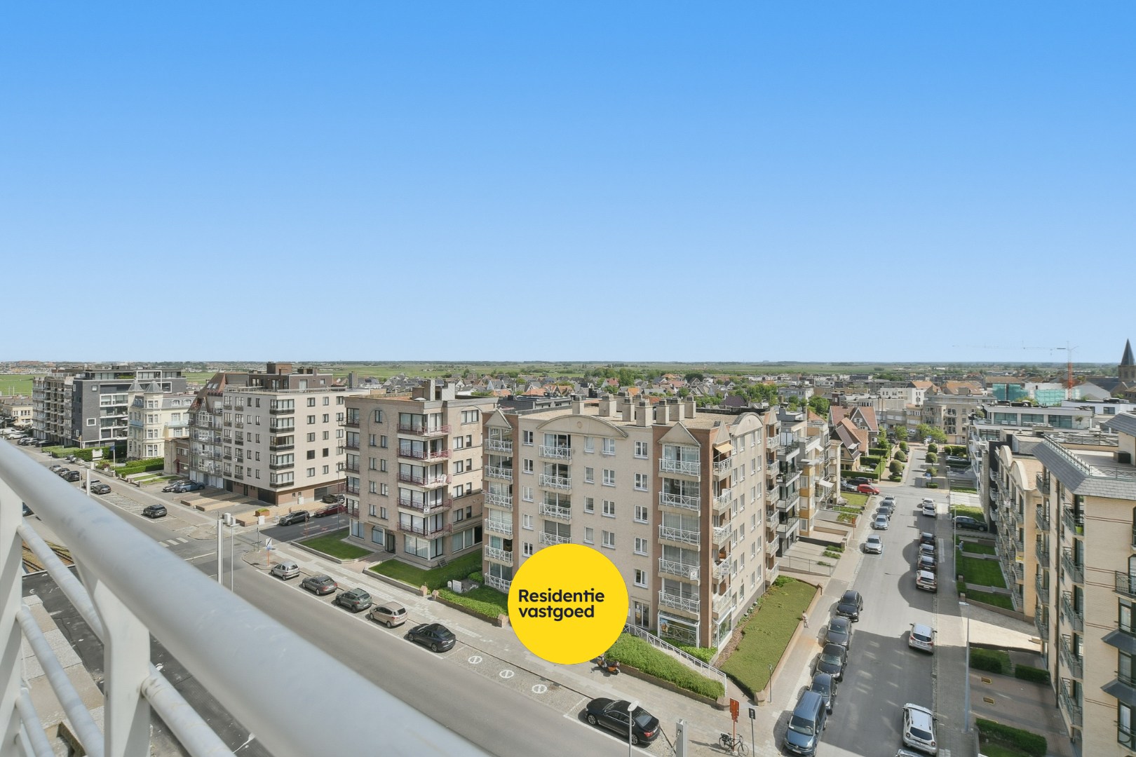 Uniek dakappartement met zonnige ligging en indrukwekkende vergezichten te Wenduine! 