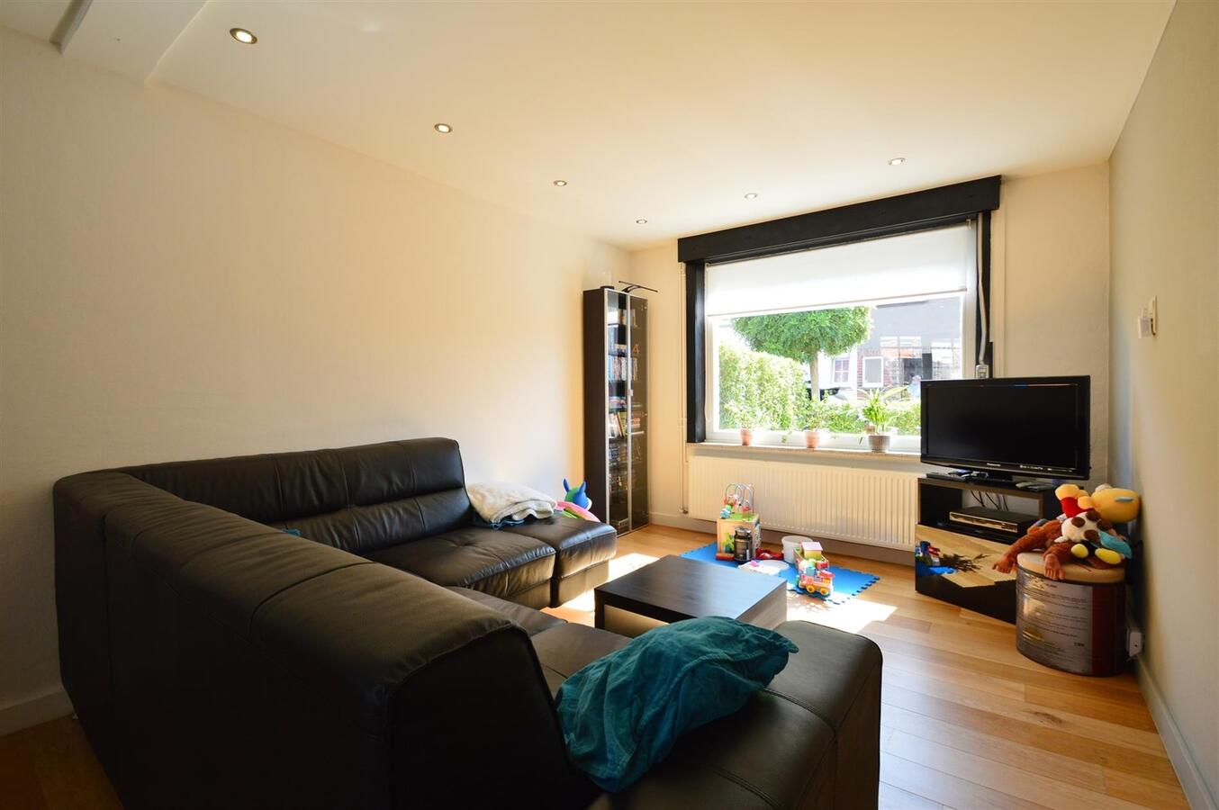 Leuke gezinswoning met aangelegd terras - Heist 