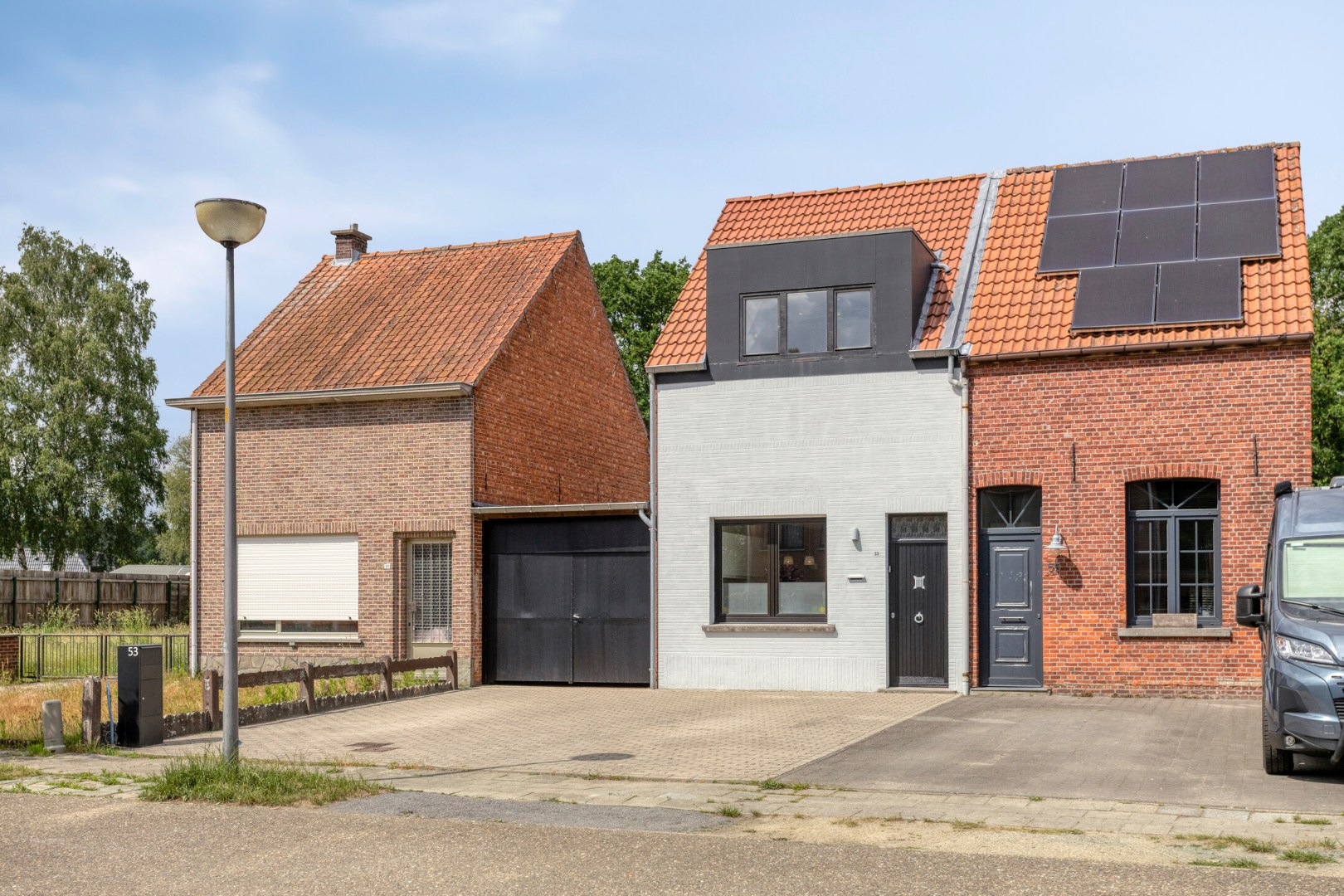 Gerenoveerde woning met 2 slpk. in Herentals 
