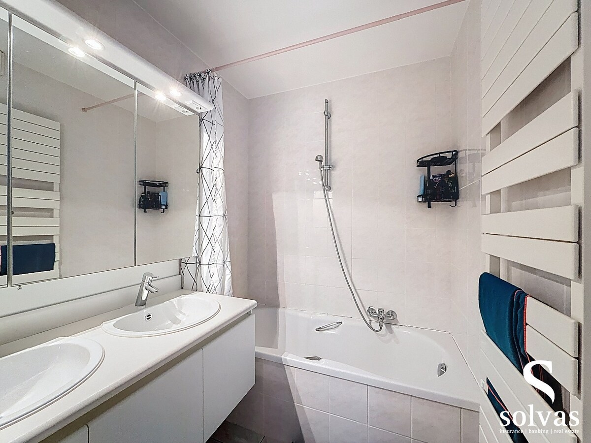 2-slaapkamerappartement met garage in centrum Zomergem 