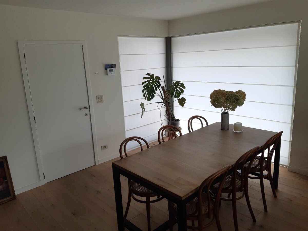 Energiezuinig wonen met weids uitzicht. 