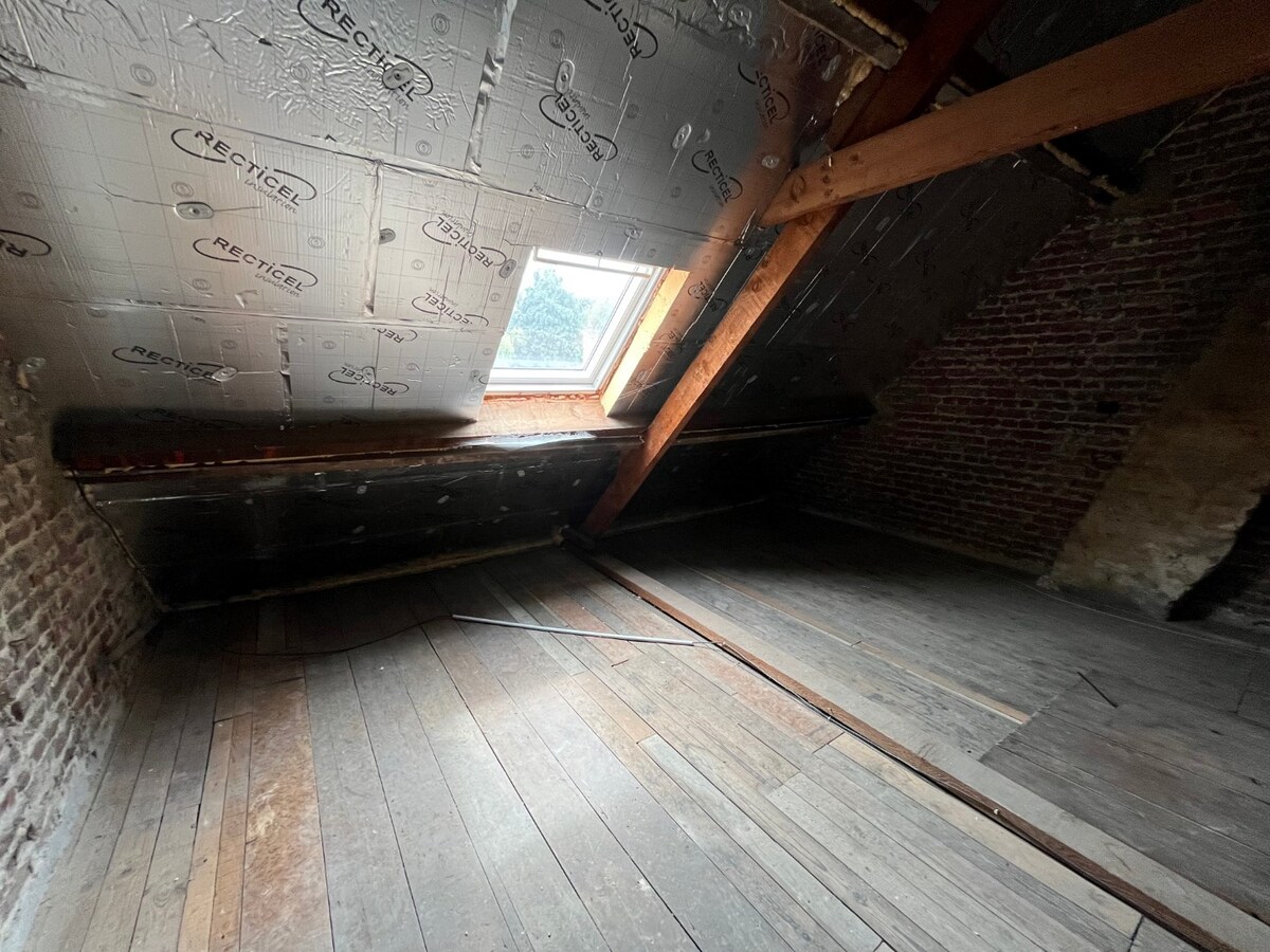 Te renoveren half open bebouwing te Gavere 