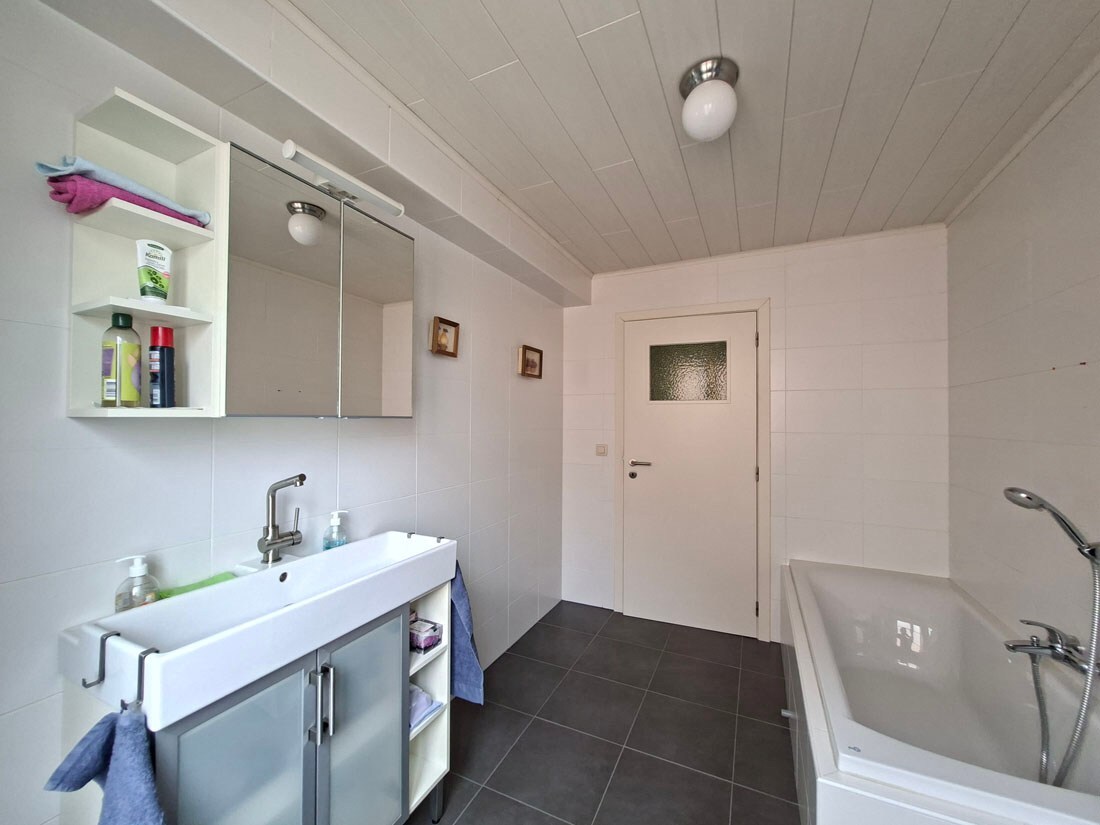 Recente landelijke woning te Lommel 