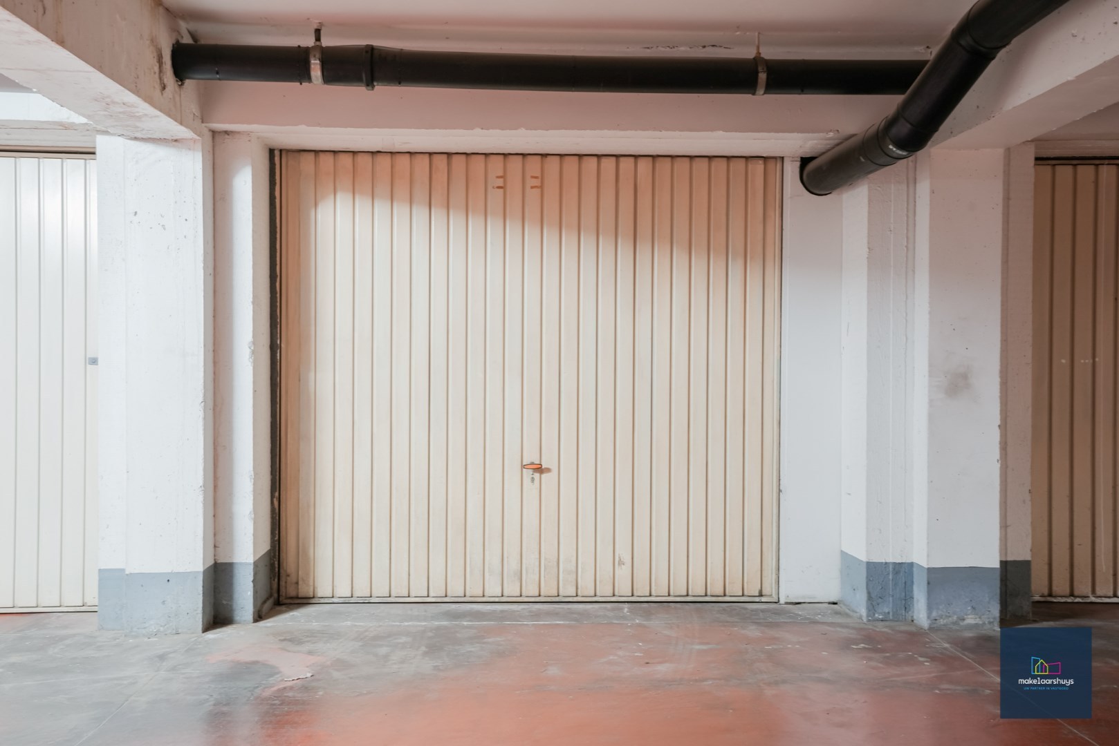 Stijlvol 1 slaapkamer appartement met 2 terrassen, kelder en garagebox 