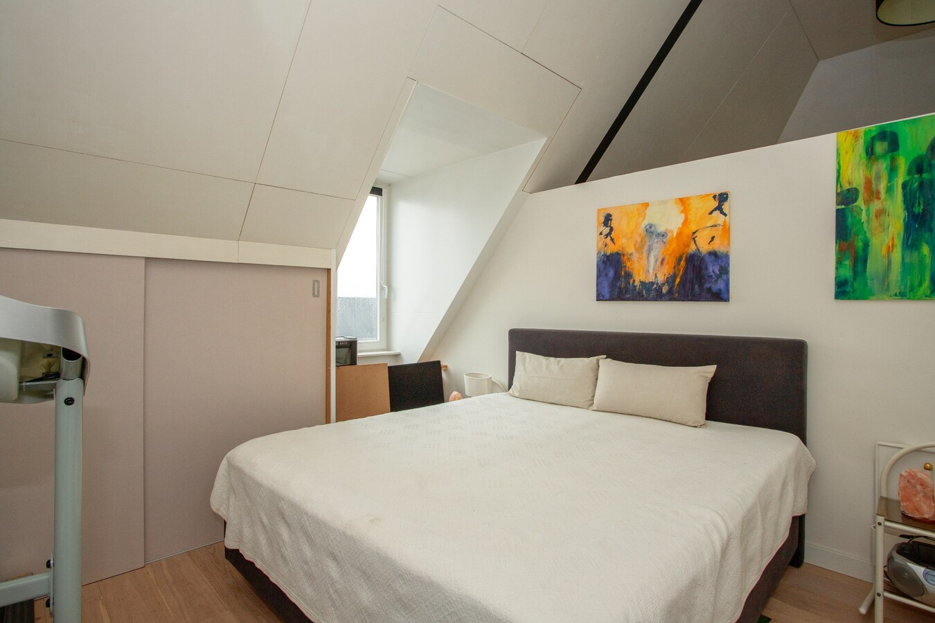 Wonen in het hart van Bladel, met ruimte, comfort en een royaal terras in misschien wel het mooiste appartement van Bladel. 