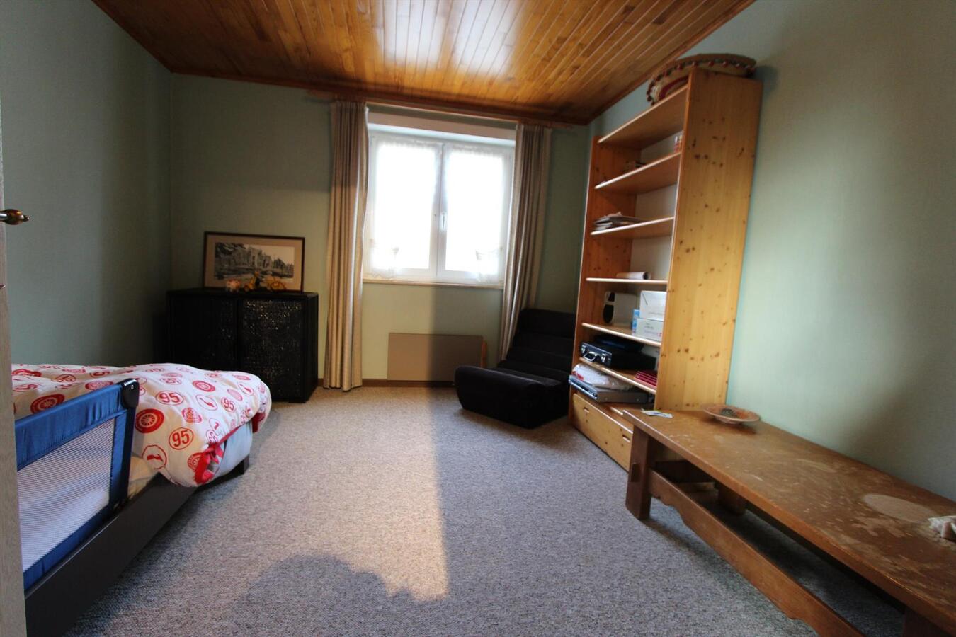 Alleenstaande woning met 4 slaapkamers te Ichtegem 