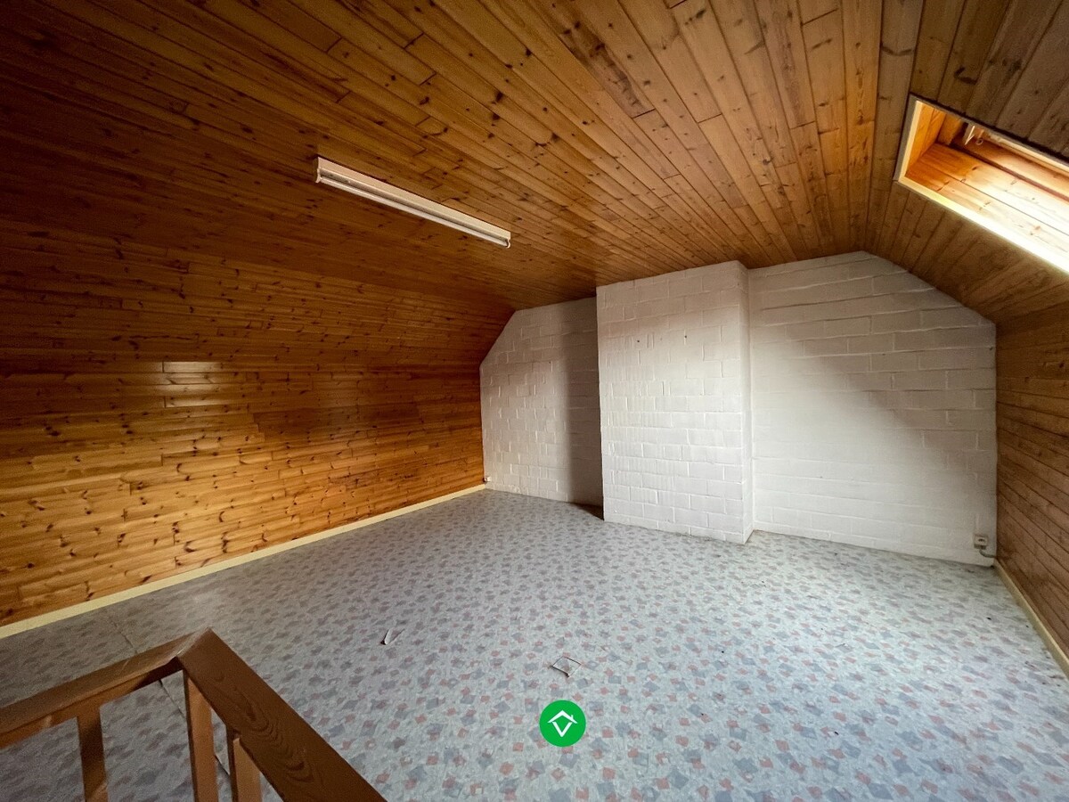 Gezellige rijwoning met 3 slaapkamers, terrastuin en garage te Kachtem 