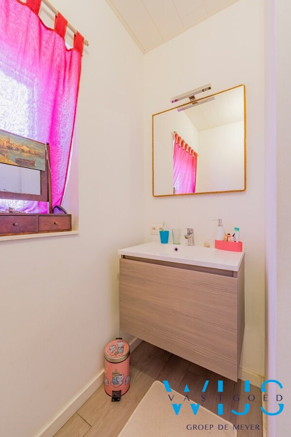 Interessant &amp; ruim duplex appartement te Ertvelde 