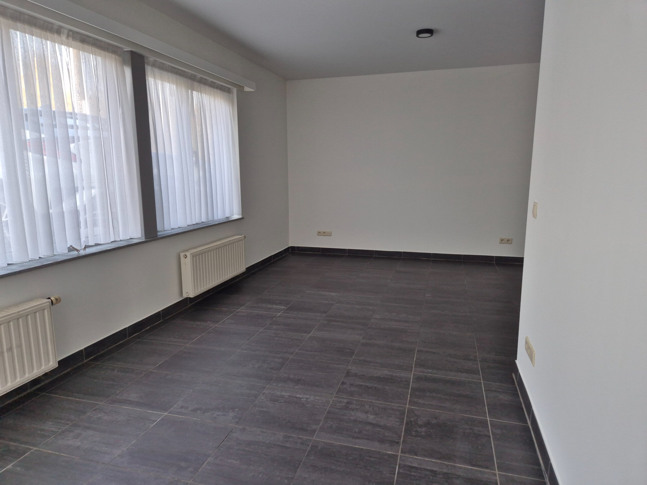 Gelijkvloers appartement met 1 slaapkamer en terras 