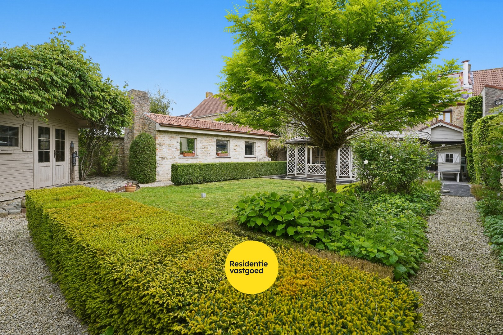 Unieke woning met polyvalente ruimte en zonnige tuin. 