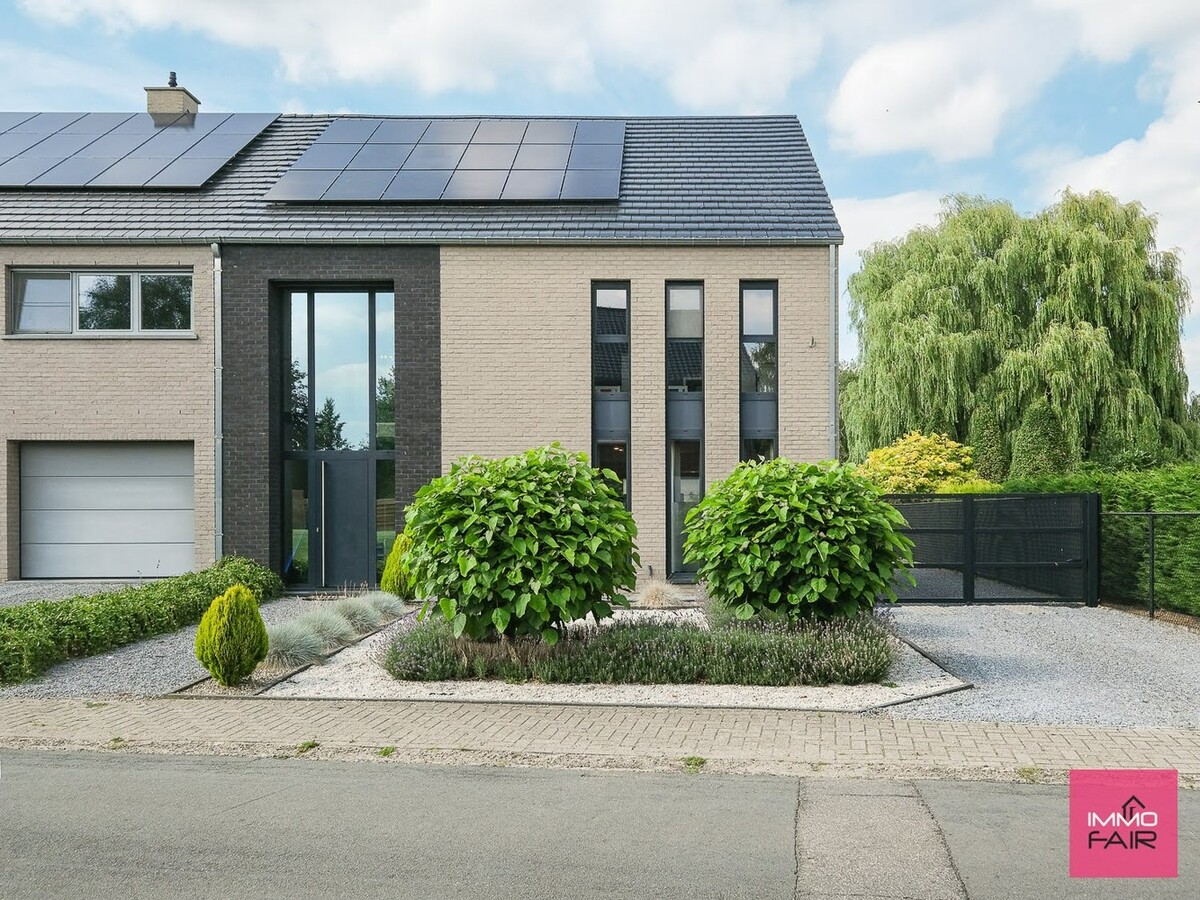 Luxueuze, energiezuinige woning op perceel van 1040 m² 