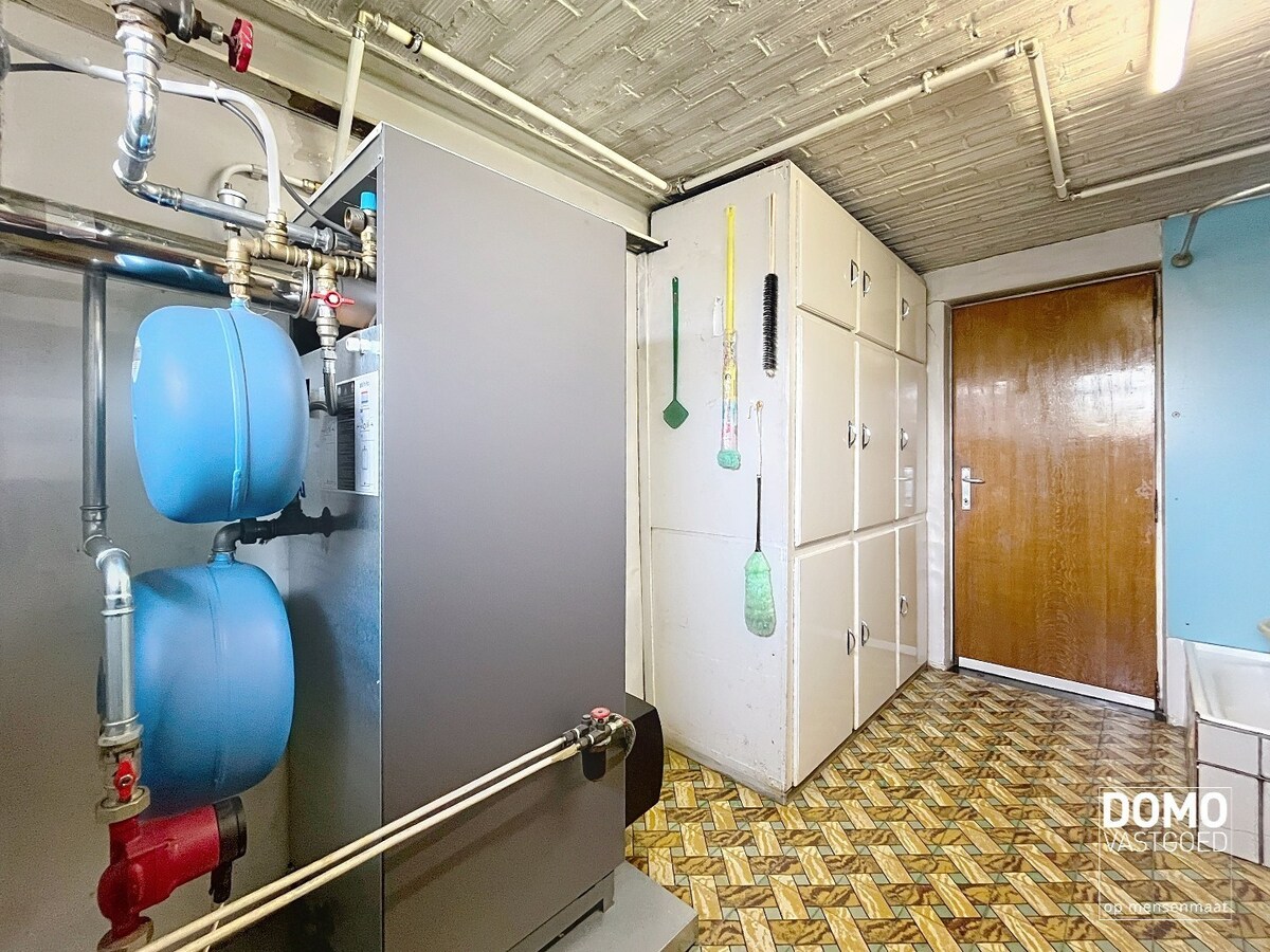 Authentieke open bebouwing met bijgebouwen en potentieel in Tuilt-Kuringen 