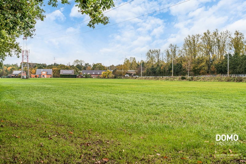 UITZONDERLIJK PERCEEL VAN 2 HA 50 A MET RUIME WONING EN TAL VAN MOGELIJKHEDEN 