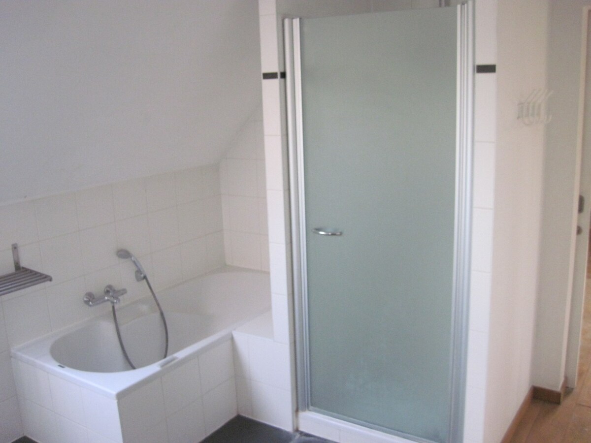 Ruim, landelijk wonen in t groene Melsen. 