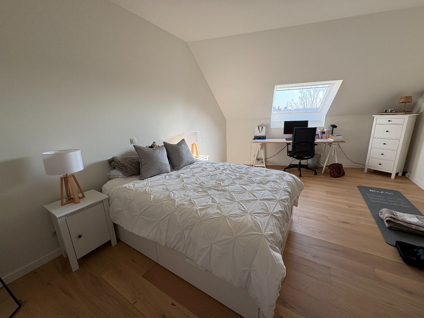 Exclusief appartement op topligging met twee slaapkamers en ruim terras 