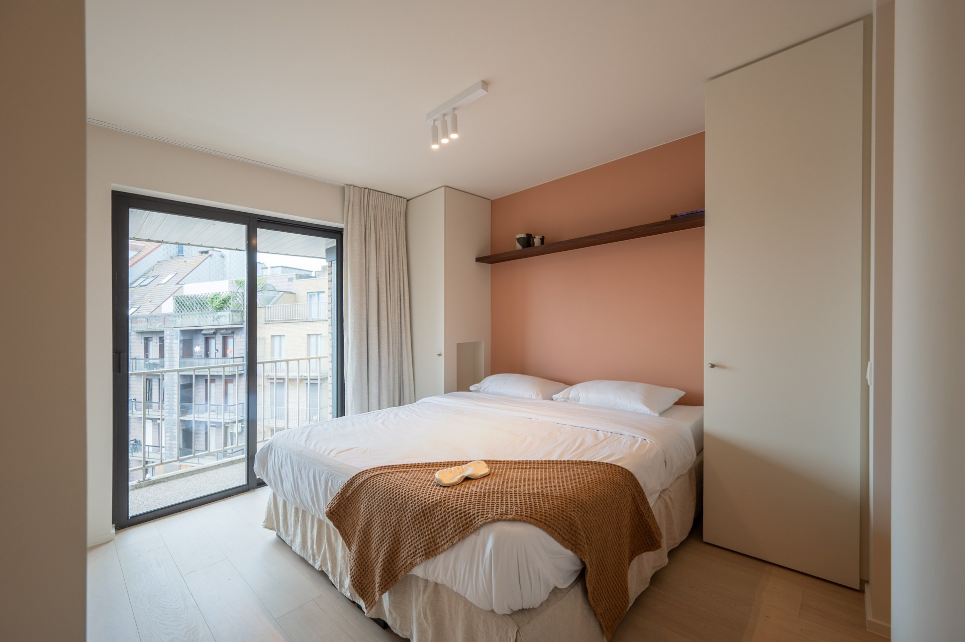 Luxueus gerenoveerd appartement op TOPlocatie in Knokke 
