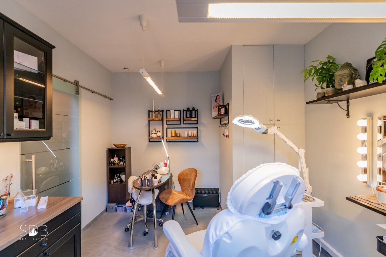 Hedendaagse gesloten bebouwing 