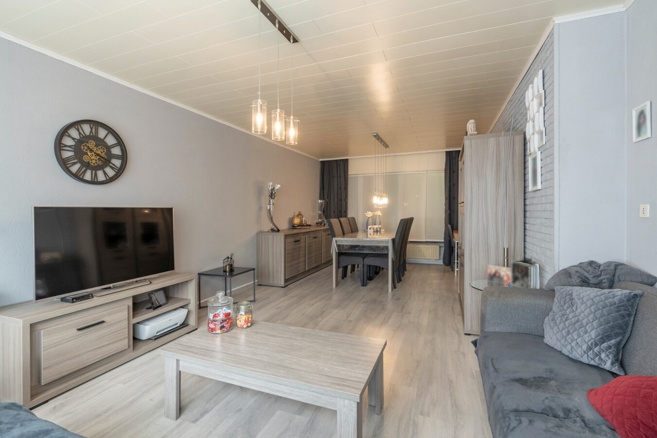 Ruime rustig gelegen woning met 3 slaapkamers. 