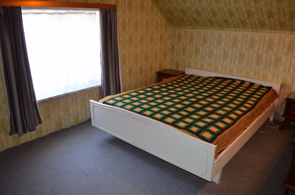 Te renoveren woning met garage nabij centrum Maldegem 