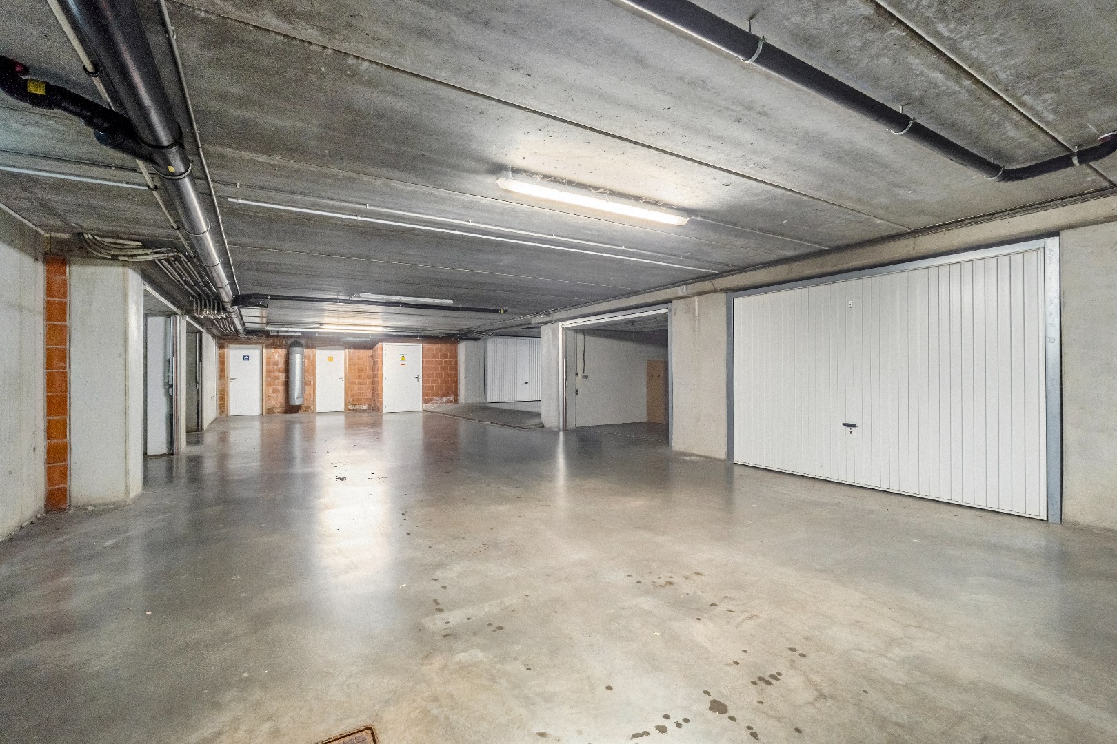 Prachtig hoekappartement met garage en private berging 