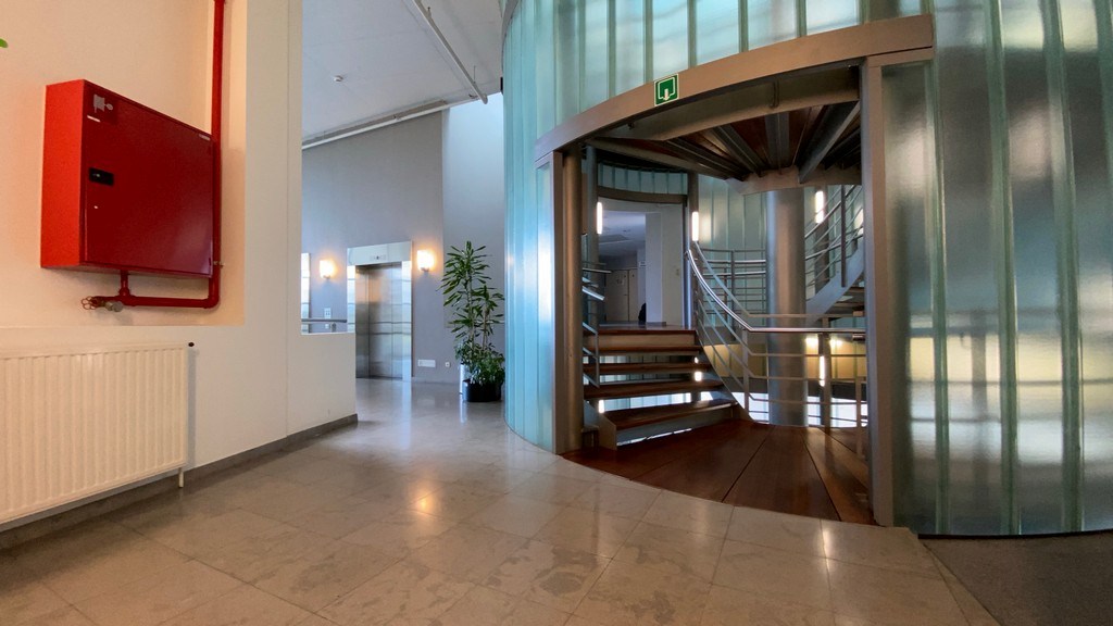 Flexibel in te delen kantoren te huur nabij R8 in Kortrijk