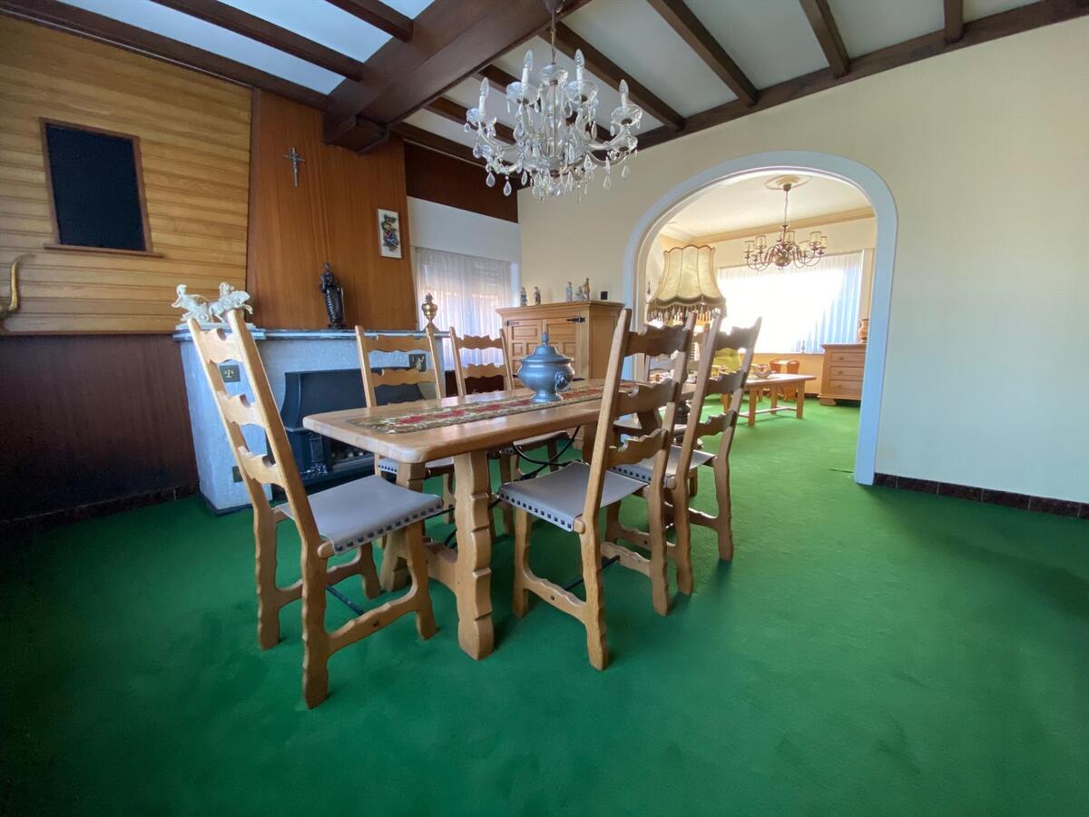 Woning met 3 slaapkamers en loods te Kortemark 