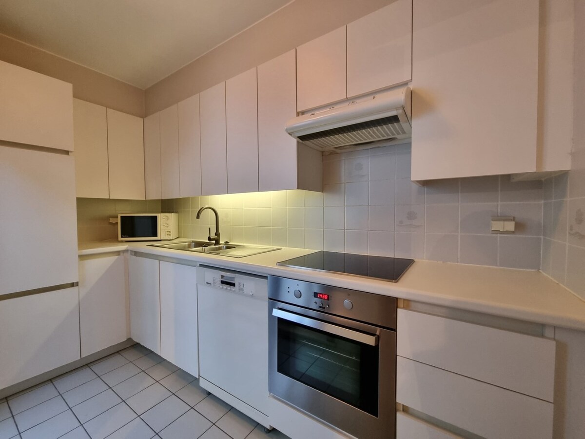 Uitzonderlijk groot (+- 170 m²!!) gelijkvloers appartement vlakbij het strand - Heist 