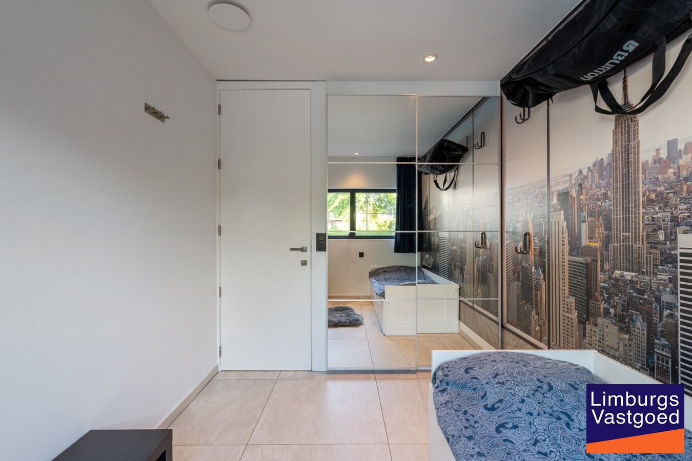 Unieke designvilla met zwembad en panoramisch uitzicht op het Albertkanaal 