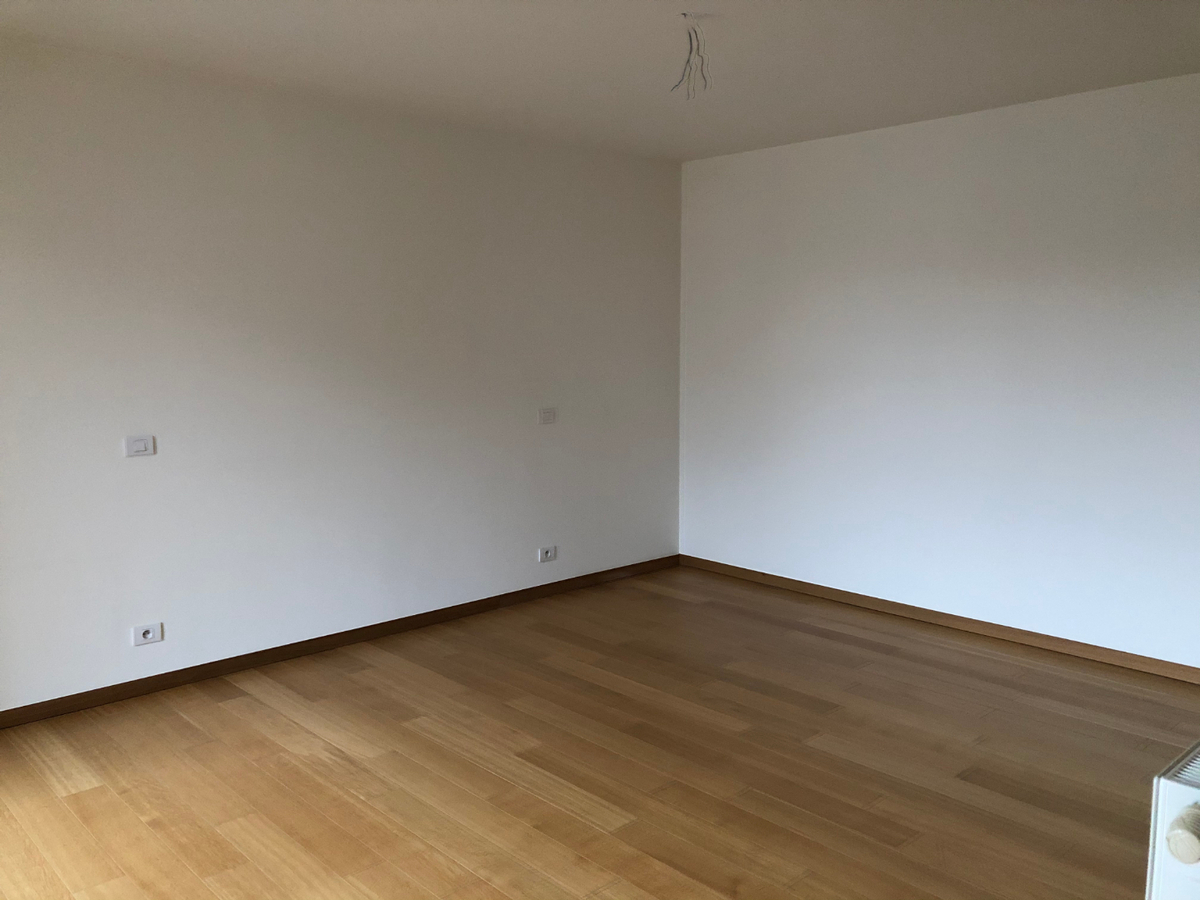 Bijzonder ruim 2-slpk-luxeappartement in centrum De Pinte 